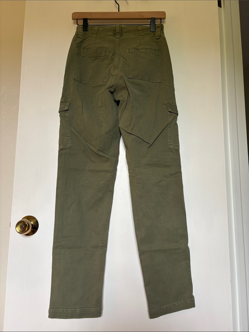 American Eagle Outfitters Olive Cargo Straight-Leg Pants - Picture 2 of 4
